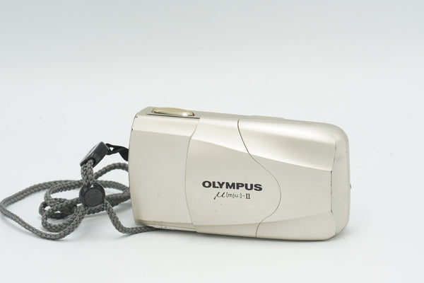 Olympus Mju-II fixed 35mm f2.8 POINT & SHOOT - RARE !