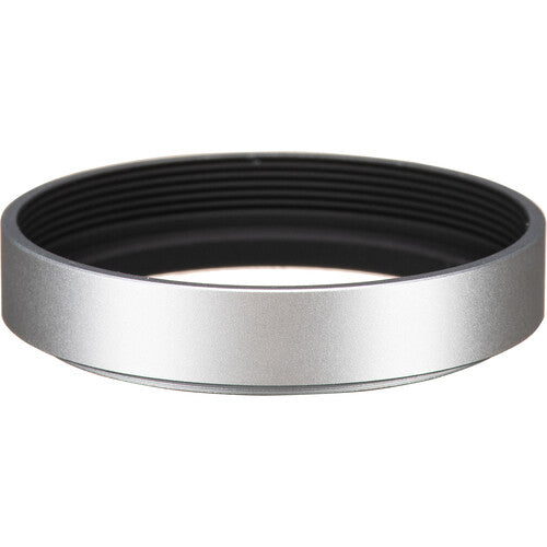 Voigtlander round metal lens hood in silver for the Color-Skopar 28mm