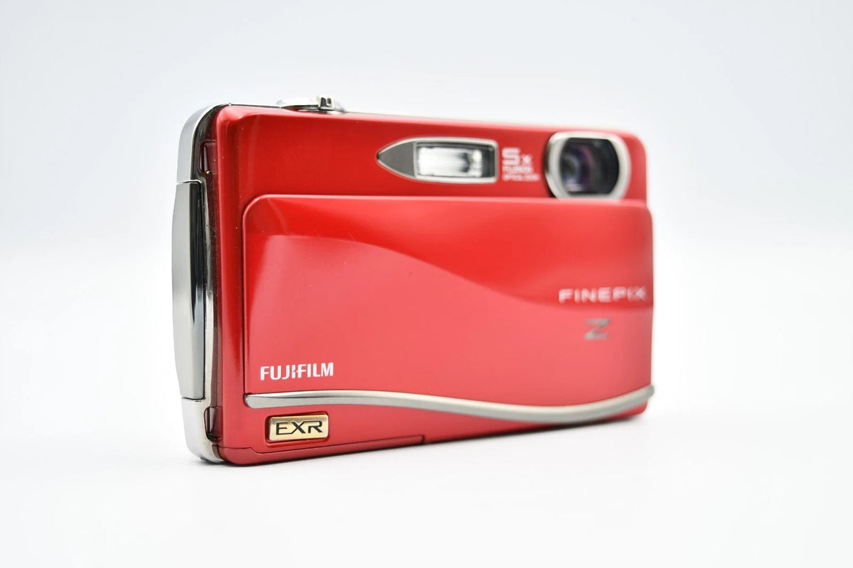 RARE JAPAN IMPORT - FUJIFILM FINEPIX Z800EXR, red TOUCH SCREEN digital camera