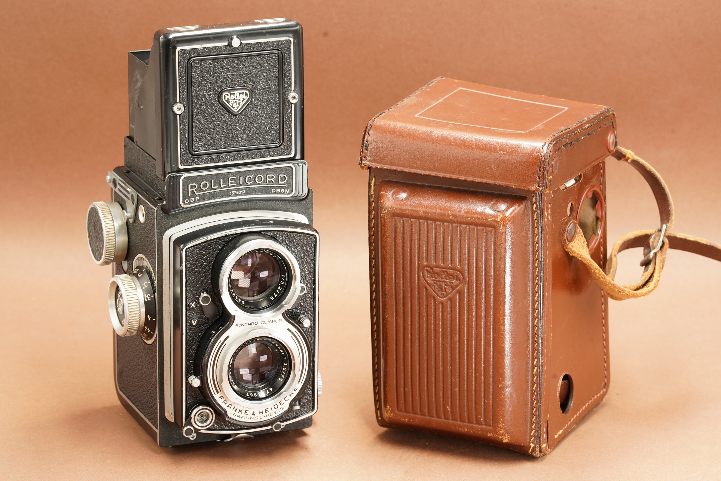 LEATHER CASE for ROLLEICORD TLR medium format system
