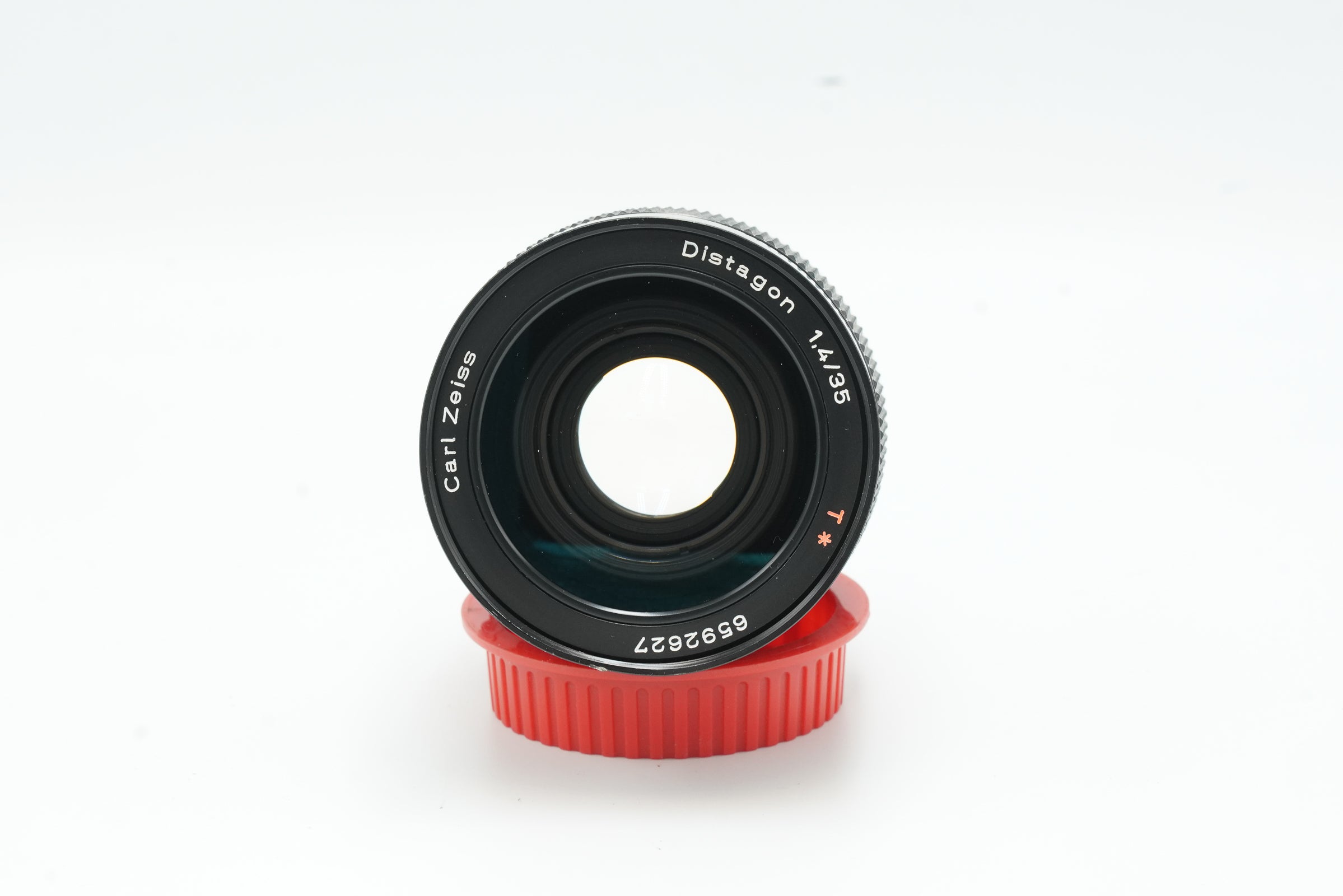 Contax Zeiss Distagon 35mm f1.4 AEG - EF mount