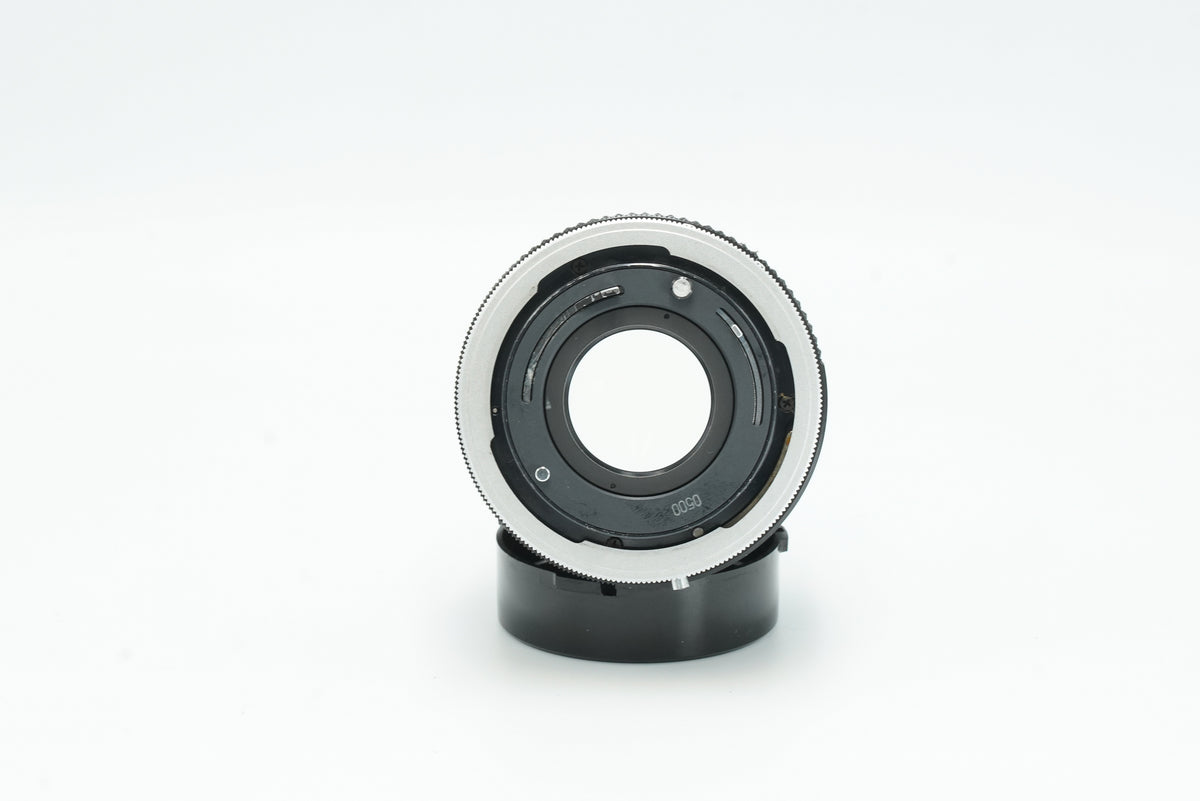 Canon FD 85mm f/1.8 S.S.C., rear view of the FD mount