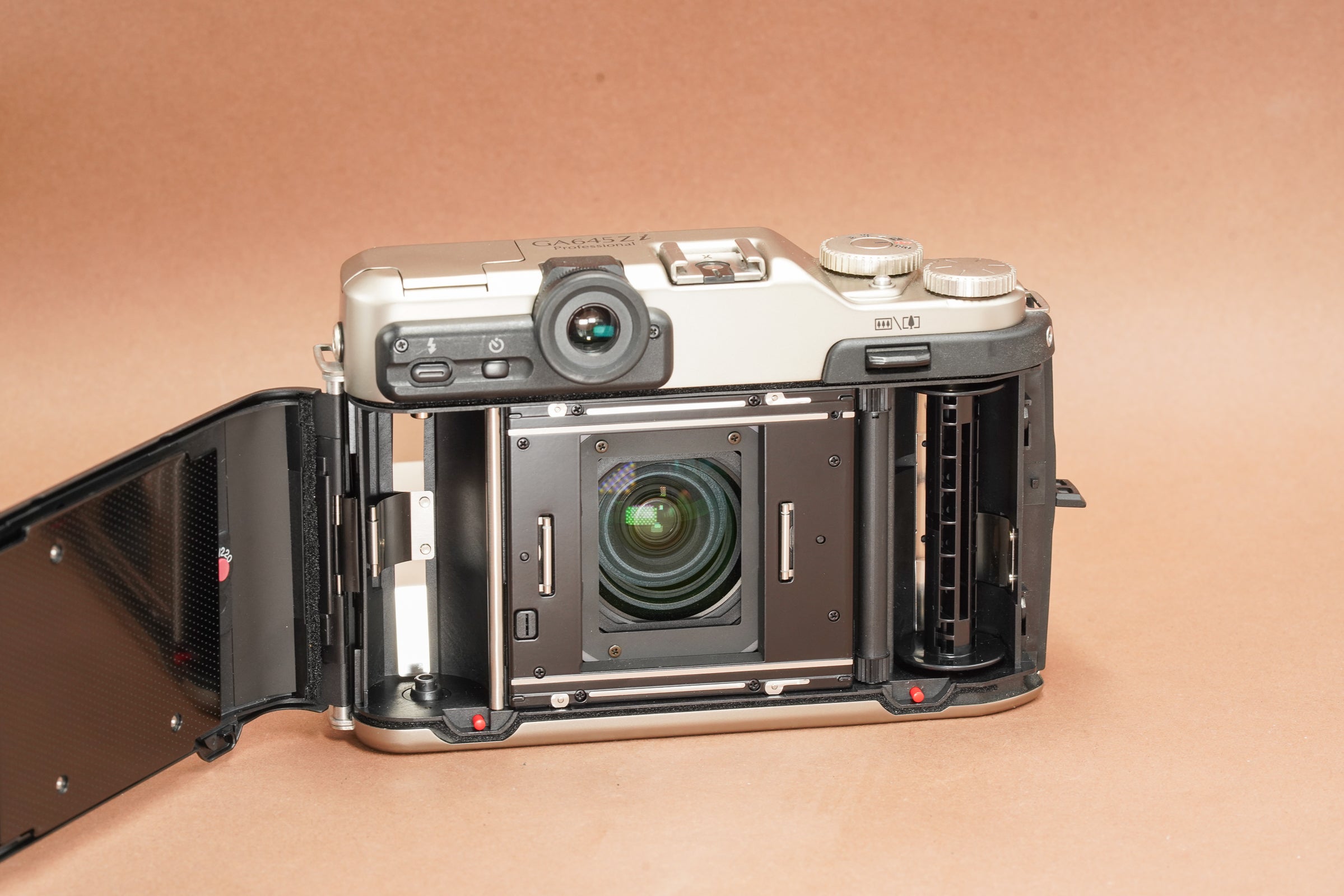 Fujifilm GA645Zi Pro medium format AUTOFOCUS camera