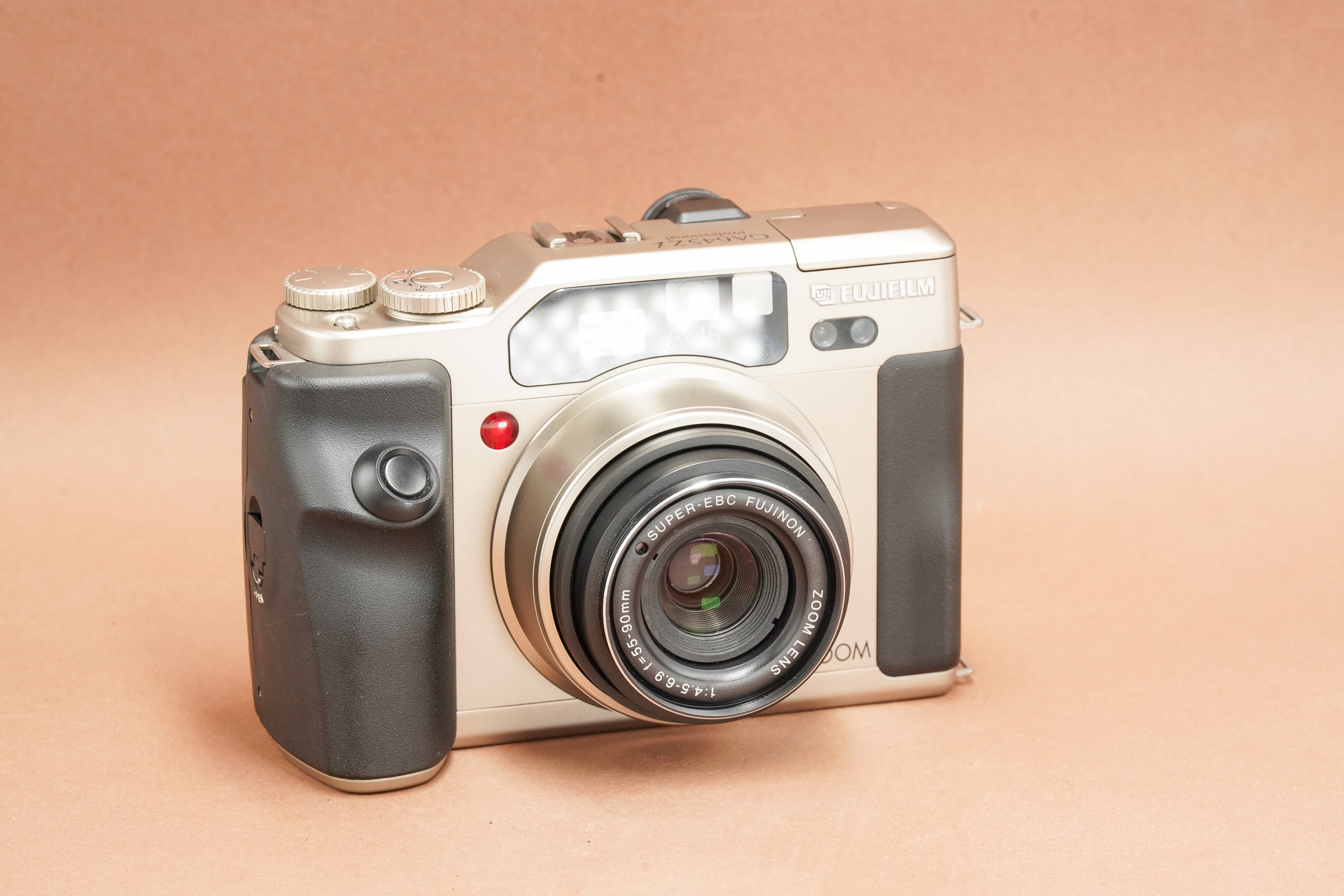 Fujifilm GA645Zi Pro medium format AUTOFOCUS camera